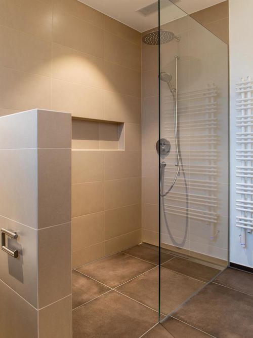 Dusche